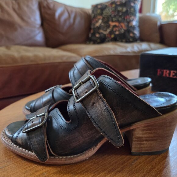 Freebird by Steven Caprice mule heels - Picture 5 of 8